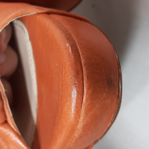 Vintage Prada orange leather platform heels size 35.5 size 5.5 - Picture 5 of 15